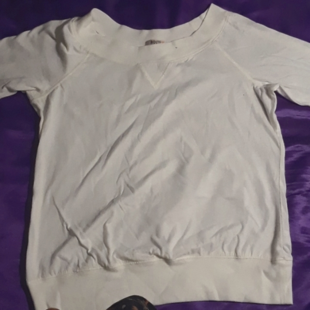 White long sleeve blouse